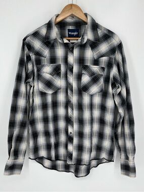 Wrangler Plaid Pearl Snap Long Sleeve Shirt Men’s Size Medium Black Gray in EUC!